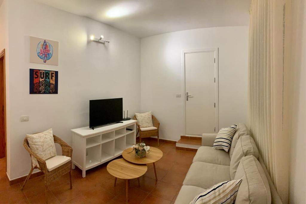 Vianymar Apartamentos El Médano Exterior foto