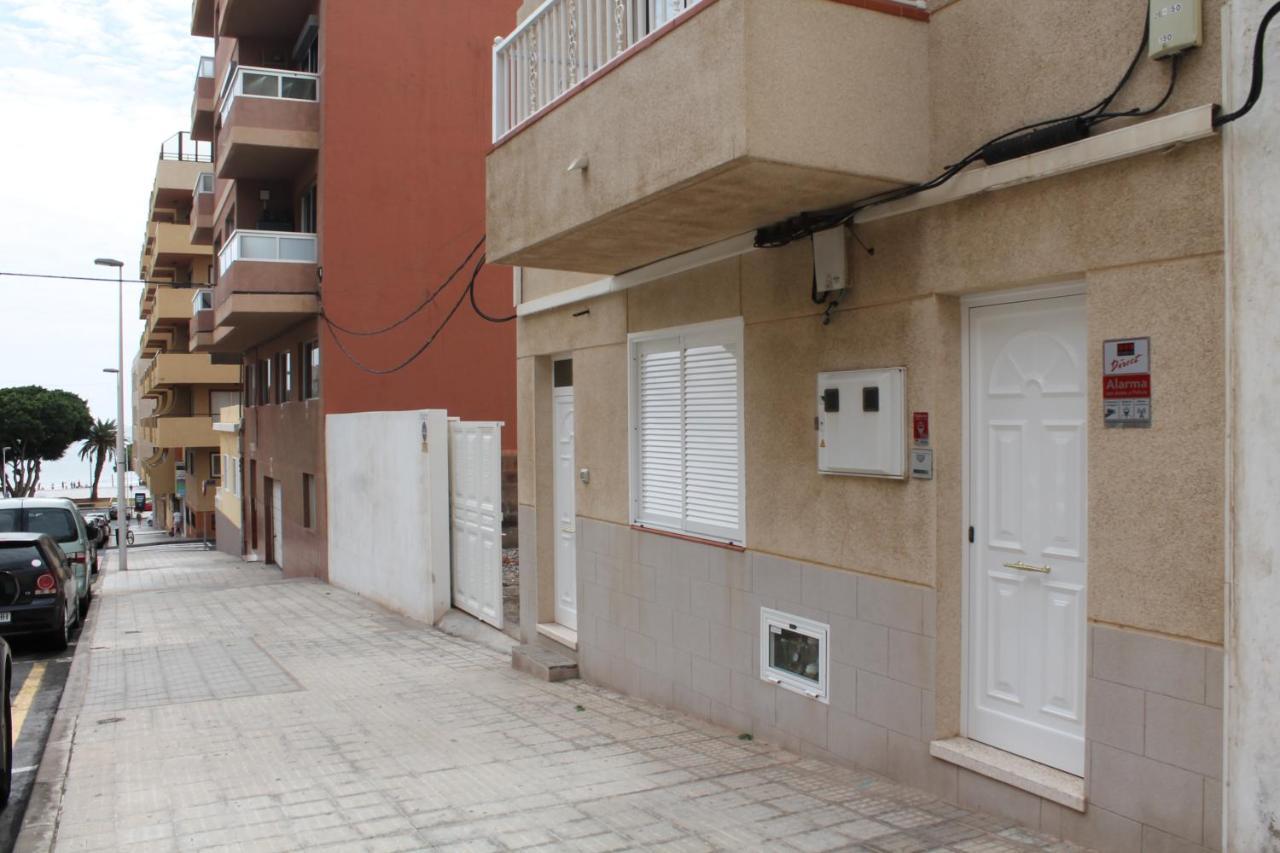 Vianymar Apartamentos El Médano Exterior foto